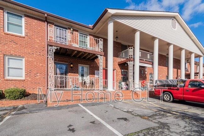 property at 116 Briarcliff Dr