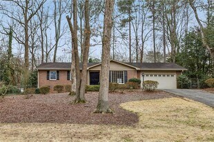 3436 Brookview Dr in Marietta, GA - Building Photo