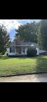 1203 Brown St in Paris, TN - Building Photo