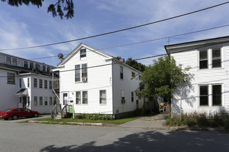 1 Noyes Ct in Augusta, ME - Building Photo - Building Photo