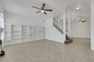 2607 Peat Moss Ave in Henderson, NV - Building Photo - Building Photo