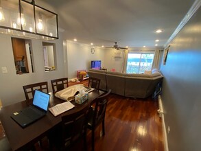 850 S Lorraine Rd in Wheaton, IL - Building Photo - Building Photo