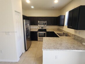 3750 SE 3rd St in Homestead, FL - Building Photo - Building Photo