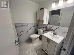 32 Stewart St in Toronto, ON - Building Photo - Building Photo