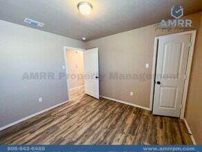 2407 N Ave O in Lubbock, TX - Building Photo - Building Photo