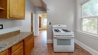 7424 Indiana Ave in Cleveland, OH - Building Photo