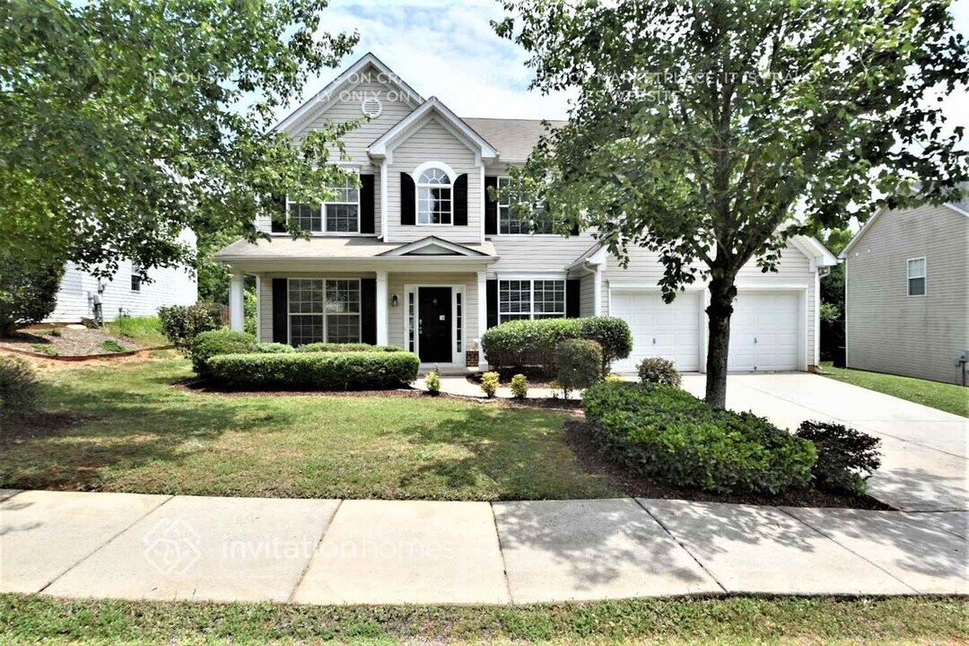 2427 Godsey Wood Dr in Charlotte, NC - Building Photo