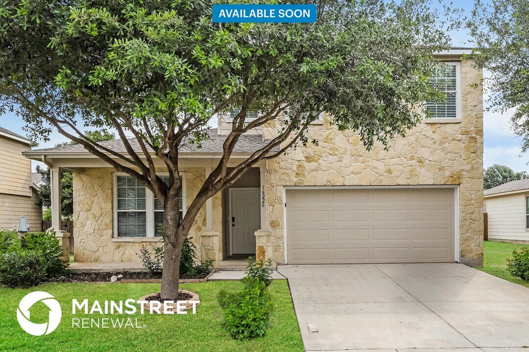 16226 Raceway Downs in Schertz, TX - Building Photo