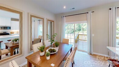 4129 Edenborn Ln in Charlotte, NC - Building Photo - Building Photo
