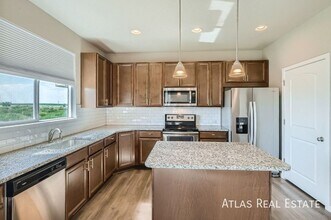 1121 104th Ave in Greeley, CO - Foto de edificio - Building Photo