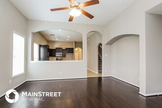 13346 Davenport Hills Ln in Atascocita, TX - Foto de edificio - Building Photo