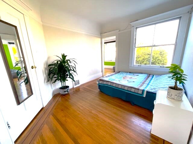 1840 Grove St, Unit 1840 grove st