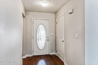 674 Helm Ln in Mount Washington, KY - Building Photo - Building Photo