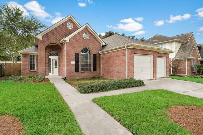 18423 Cobblestone Dr