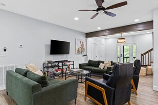 25 Walhala Trail in Blue Ridge, GA - Building Photo