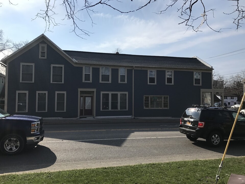 264 Union St in Hamburg, NY - Building Photo