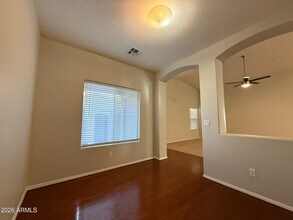 14641 W Hearn Rd in Surprise, AZ - Building Photo - Building Photo