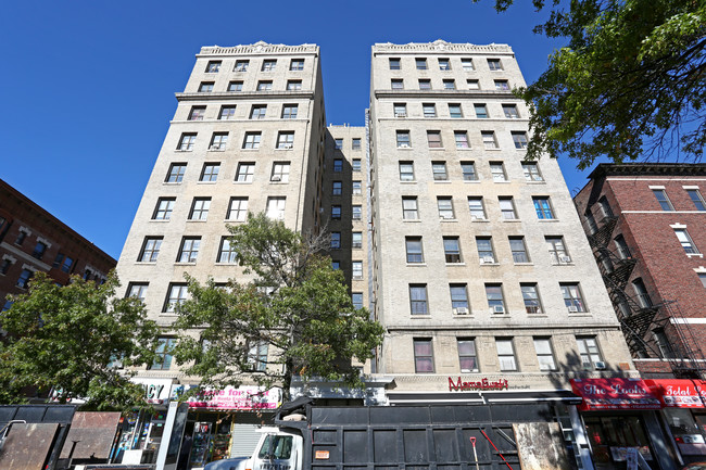 3569 Broadway in New York, NY - Building Photo - Building Photo