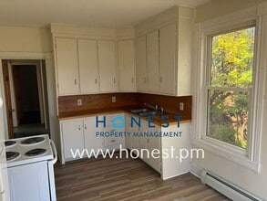 7 Drummond St in Auburn, ME - Building Photo - Building Photo