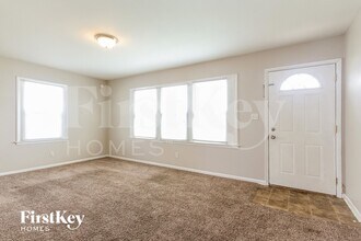 1425 Western Dr in Indianapolis, IN - Foto de edificio - Building Photo