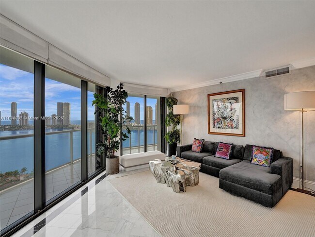 4000 Island Blvd, Unit 2006 in Aventura, FL - Building Photo - Building Photo