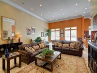 Clubroom - Charleston Apartamentos in Mobile, Alabama