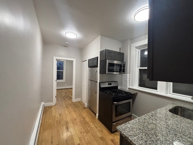 220 51st St in West New York, NJ - Foto de edificio - Building Photo