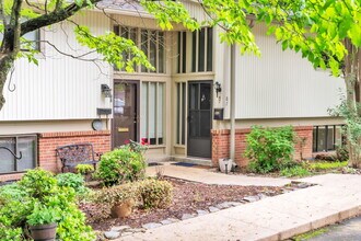 87 Briarview Cir in Greenville, SC - Building Photo - Building Photo