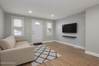811 Shore Concourse in Keyport, NJ - Building Photo - Building Photo