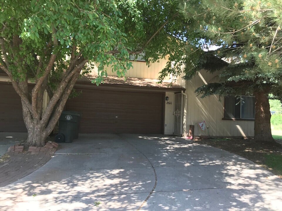 2611 Jeffrey Loop in Flagstaff, AZ - Building Photo