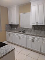 928 SW 8th Ave in Miami, FL - Building Photo