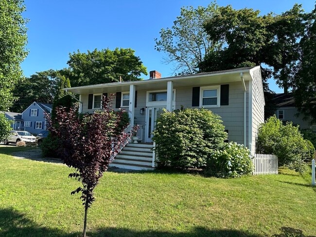 101 Bolivar St in Canton, MA - Building Photo - Building Photo