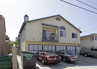 4377 Idaho St in San Diego, CA - Foto de edificio - Building Photo