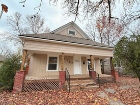 1727 S Empire Ave in Joplin, MO - Building Photo