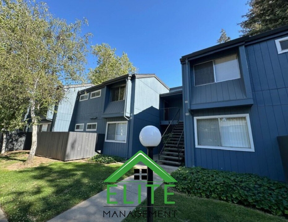 3591 Quail Lakes Dr in Stockton, CA - Building Photo