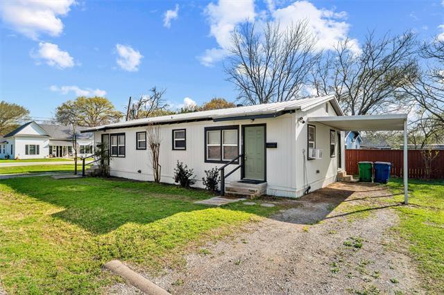 108 Poplar St in Waxahachie, TX - Building Photo - Building Photo