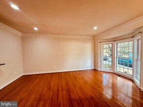 12117 Pond Pine Dr in Clarksburg, MD - Building Photo - Building Photo