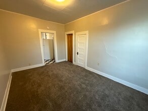 1101 O Ave in La Grande, OR - Building Photo - Building Photo