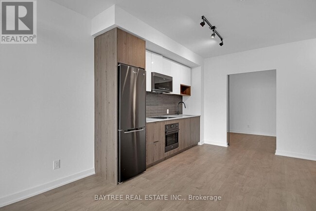 5 Defries St in Toronto, ON - Building Photo - Building Photo