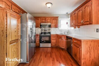 1709 Shelby Dr in Raymore, MO - Building Photo - Building Photo