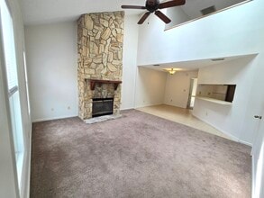 5640 Gates Landing Rd in Virginia Beach, VA - Building Photo - Building Photo