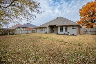 3800 SE 8th St in Bentonville, AR - Building Photo - Building Photo
