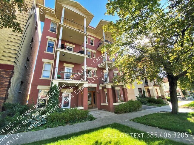 property at 470 E 300 S
