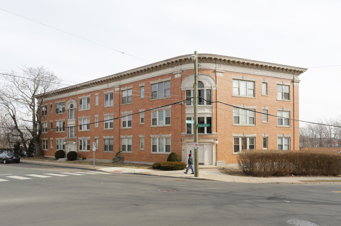 2 Fraser Pl in Hartford, CT - Building Photo