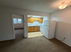 2912 W 33rd Ave, Unit 3 in Anchorage, AK - Building Photo