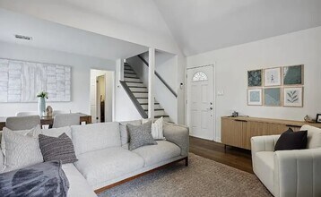13246 Pandora Dr in Dallas, TX - Building Photo - Building Photo