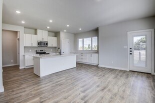 4257 Clovis St in Midlothian, TX - Building Photo