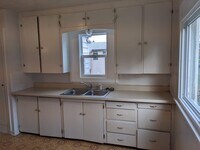 2425 Snyder Ave photo'