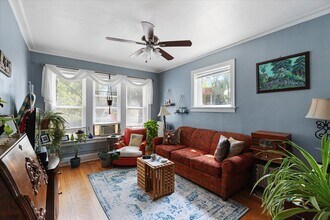 1224 W Victoria St in Chicago, IL - Building Photo - Building Photo