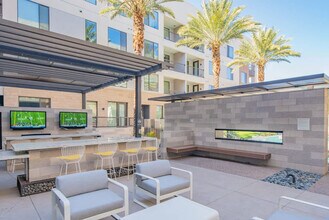 701 W Rio Salado Pkwy in Tempe, AZ - Building Photo - Building Photo
